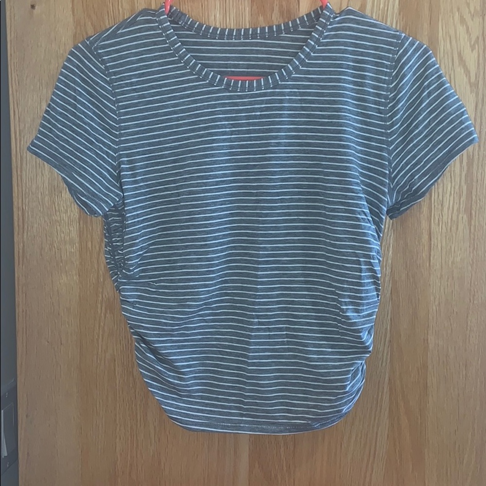 Lululemon T-Shirt